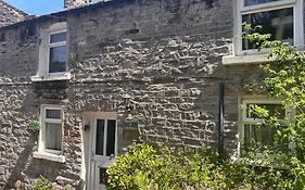 Cavedale Cottage